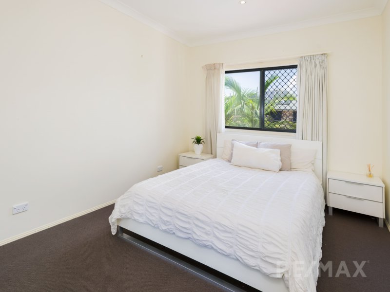 Photo - 3/3 Glasshouse Dr , Varsity Lakes QLD 4227 - Image 8