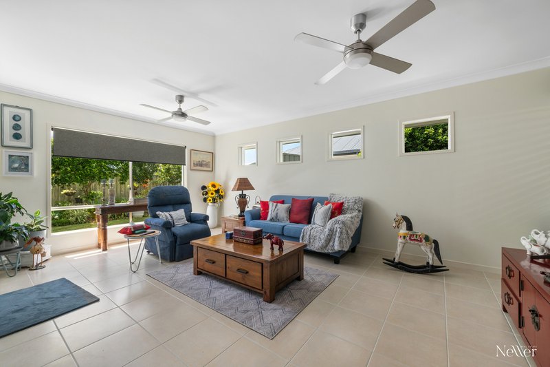 Photo - 33 Glen Abby Avenue, Peregian Springs QLD 4573 - Image 8