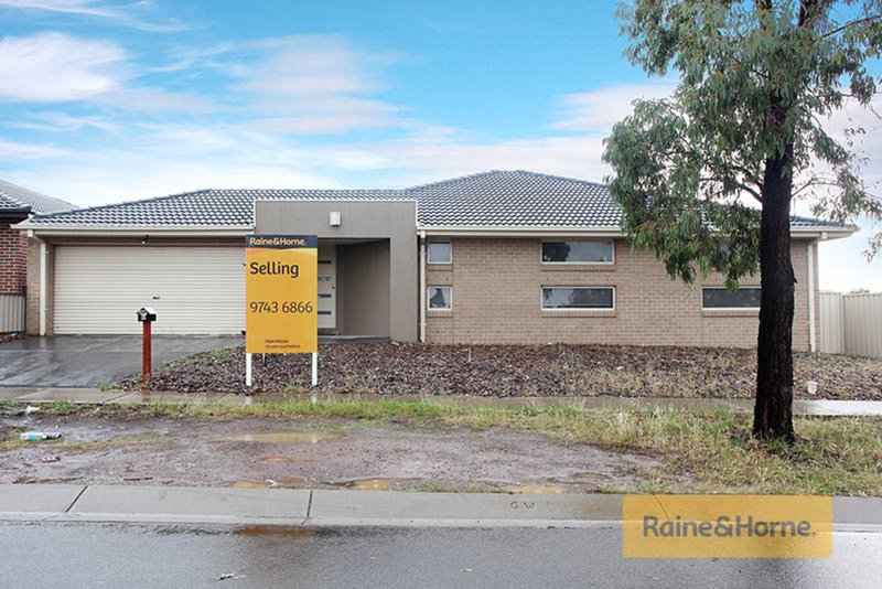 33 Glencoe Street, Kurunjang VIC 3337