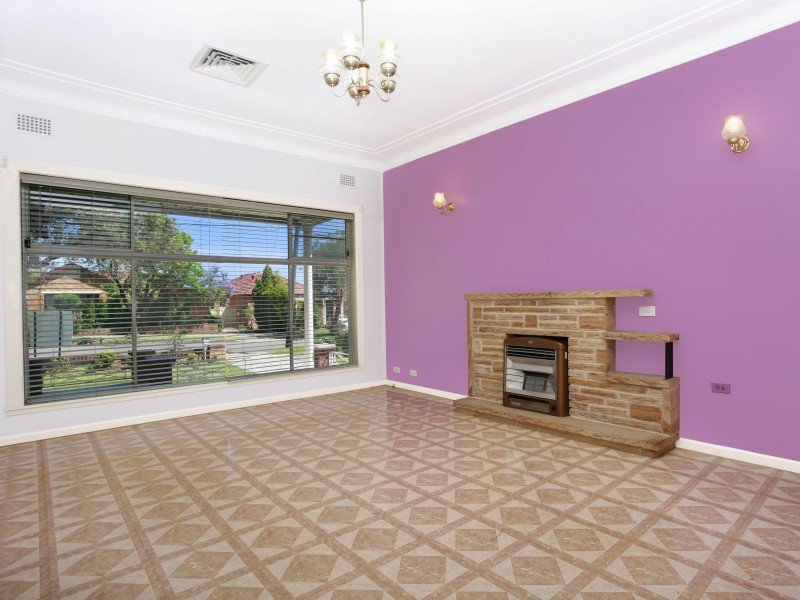 33 Glendale Avenue, Narwee NSW 2209