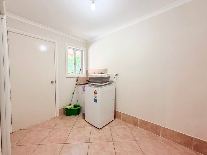 Photo - 33 Glenhaven Avenue, Parkes NSW 2870 - Image 12