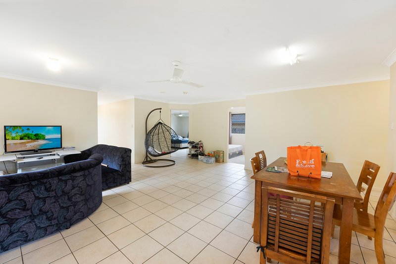 Photo - 33 Glenn Street, Morayfield QLD 4506 - Image 5