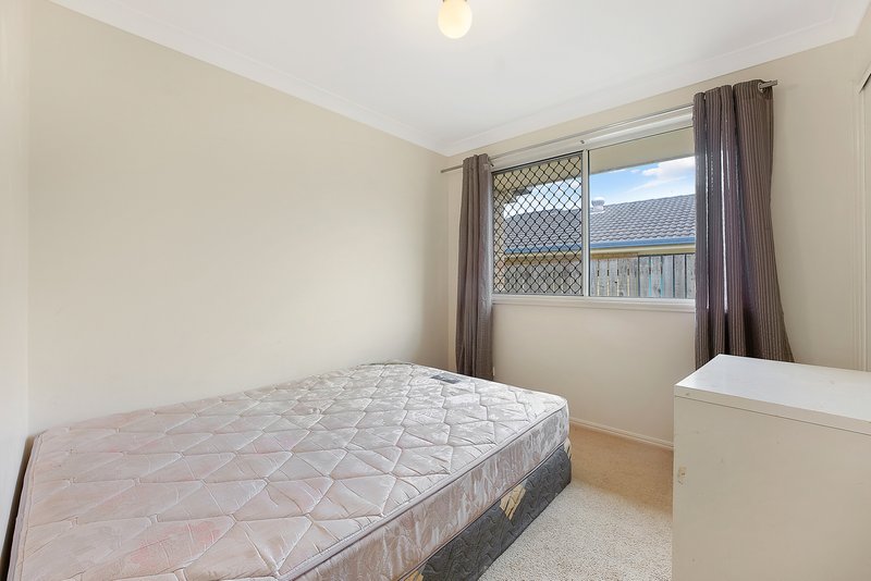 Photo - 33 Glenn Street, Morayfield QLD 4506 - Image 8