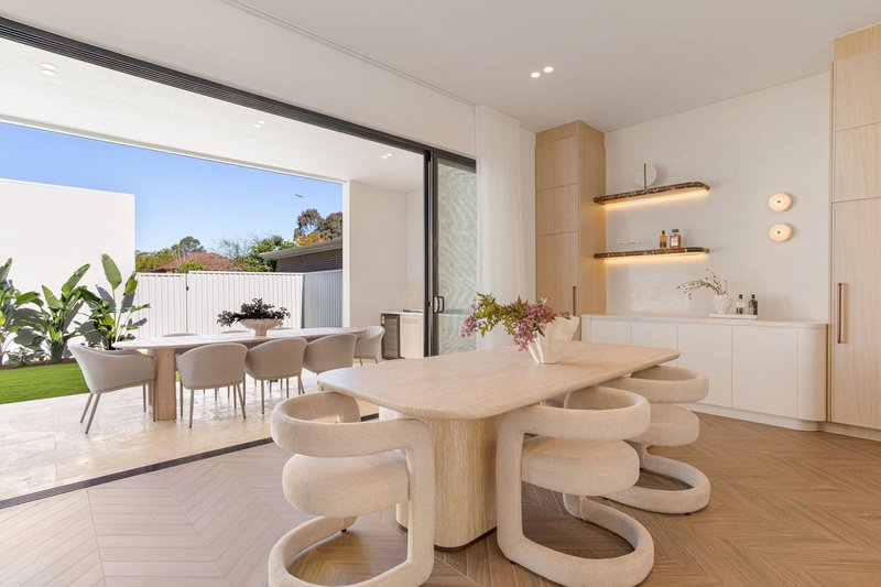Photo - 33 Glenview Avenue, Revesby NSW 2212 - Image 3