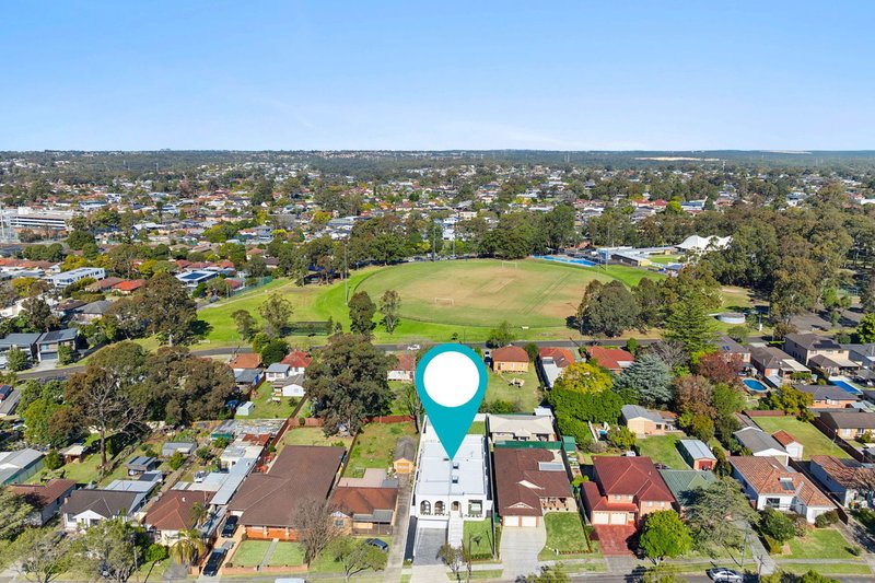 Photo - 33 Glenview Avenue, Revesby NSW 2212 - Image 16