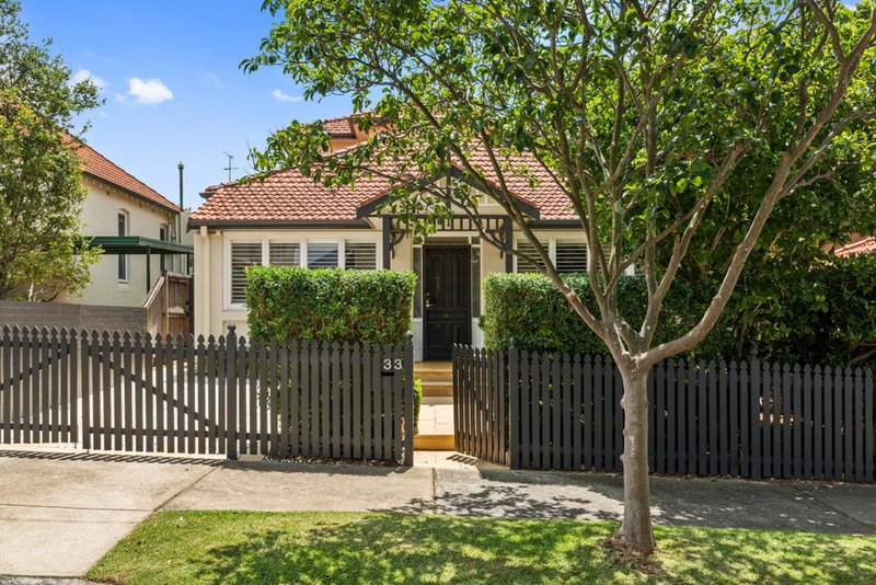 Photo - 33 Glover Street, Mosman NSW 2088 - Image 2