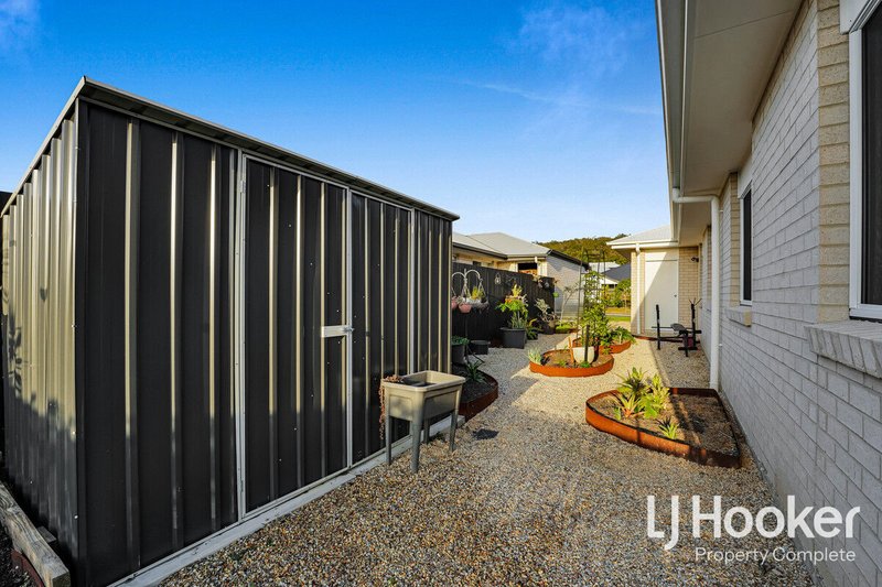 Photo - 33 Graham Circuit, Yarrabilba QLD 4207 - Image 14