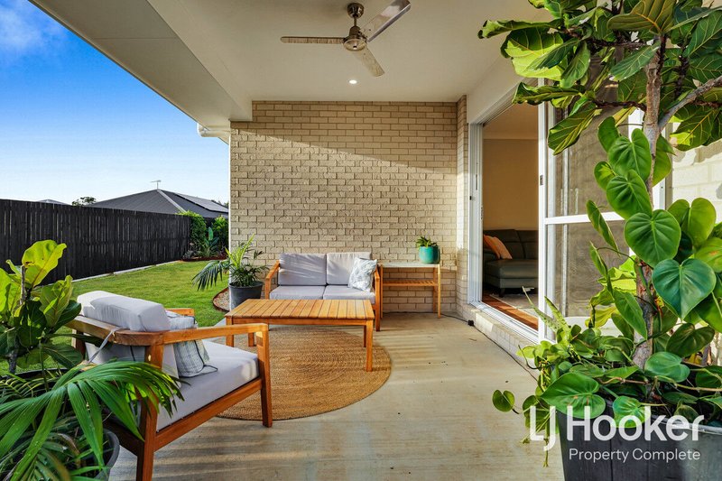 Photo - 33 Graham Circuit, Yarrabilba QLD 4207 - Image 15