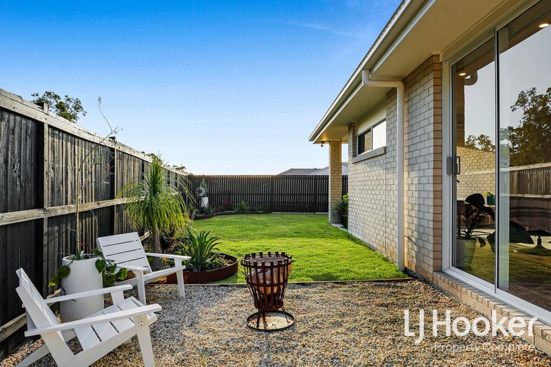 Photo - 33 Graham Circuit, Yarrabilba QLD 4207 - Image 18