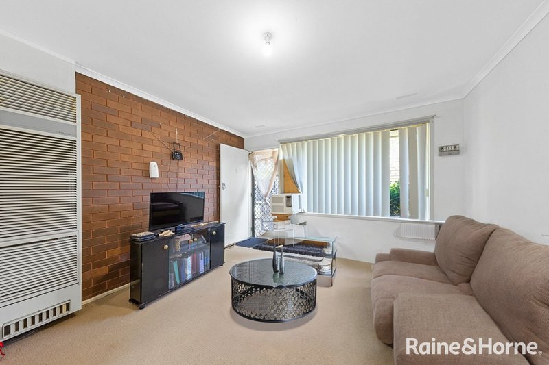 Photo - 3/3 Grant Street, St Albans VIC 3021 - Image 8