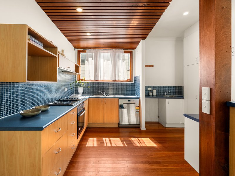 Photo - 33 Green Terrace, Windsor QLD 4030 - Image 7