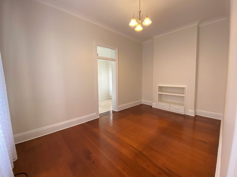Photo - 33 Greenbank Street, Marrickville NSW 2204 - Image 5