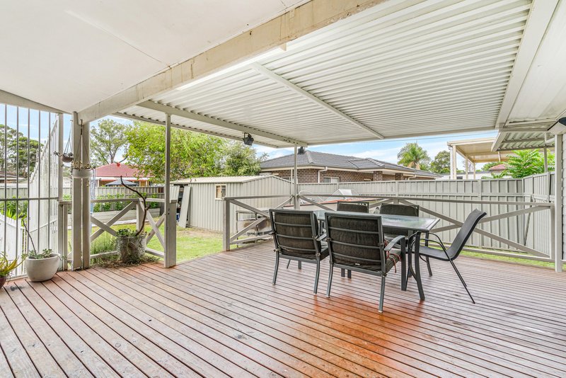 Photo - 33 Guthega Crescent, Heckenberg NSW 2168 - Image 10