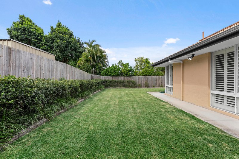 Photo - 33 Habitat Place, Bridgeman Downs QLD 4035 - Image 2