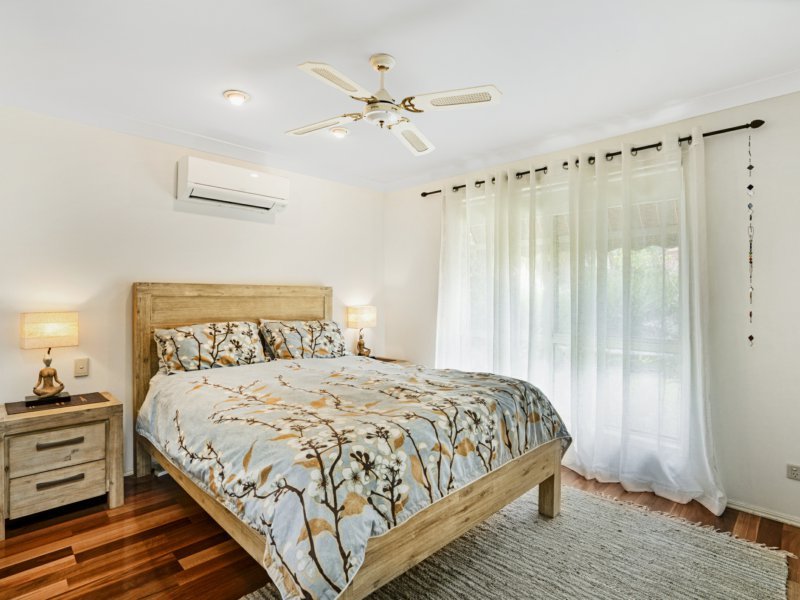 Photo - 33 Haddon Court, Carrara QLD 4211 - Image 5