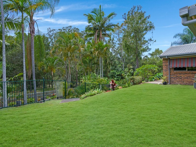 Photo - 33 Haddon Court, Carrara QLD 4211 - Image 15