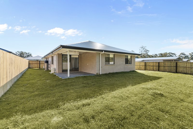 Photo - 33 Hamilton Road, Woodford QLD 4514 - Image 12