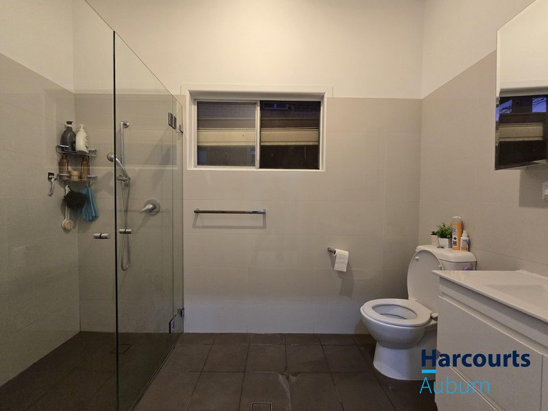 Photo - 33 Hampstead Road, Auburn NSW 2144 - Image 5
