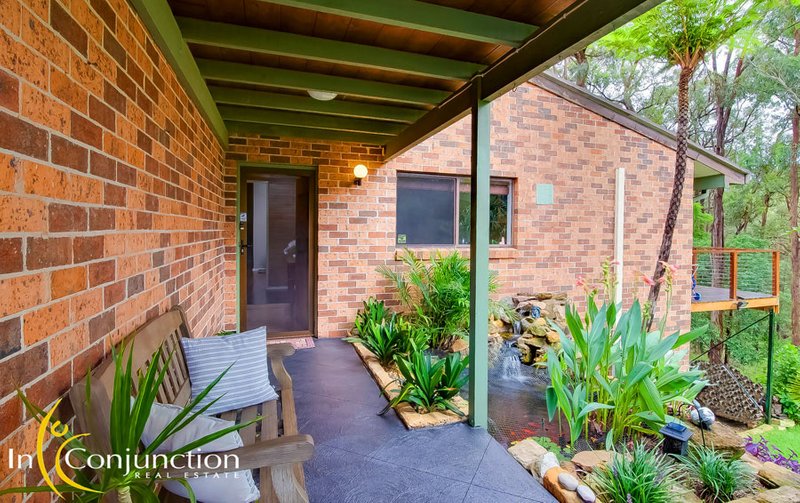 Photo - 33 Hansen Avenue, Galston NSW 2159 - Image 2