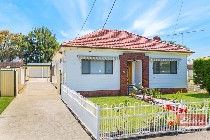 33 Hebe Street, Greenacre NSW 2190