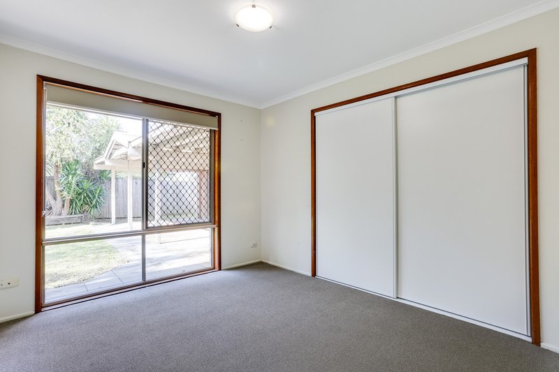 Photo - 33 Hinchcliffe Street, Tanah Merah QLD 4128 - Image 10