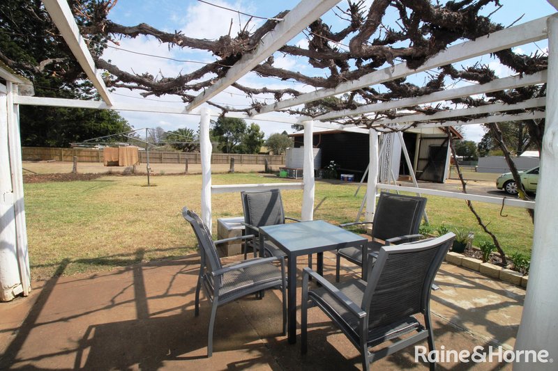 Photo - 33 Hodge Street, Kingaroy QLD 4610 - Image 15