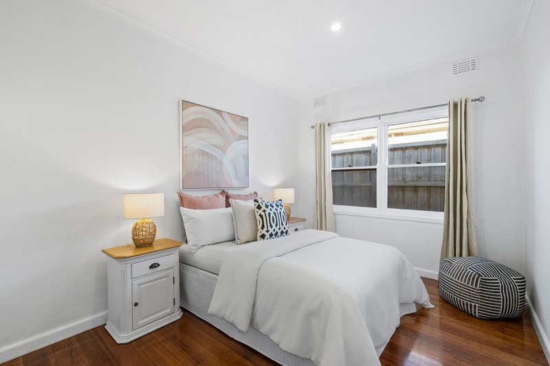 Photo - 33 Holland Road, Blackburn South VIC 3130 - Image 8