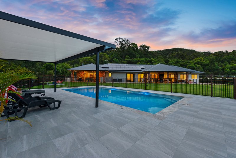 Photo - 33 Homestead Crescent, Kingsholme QLD 4208 - Image 1