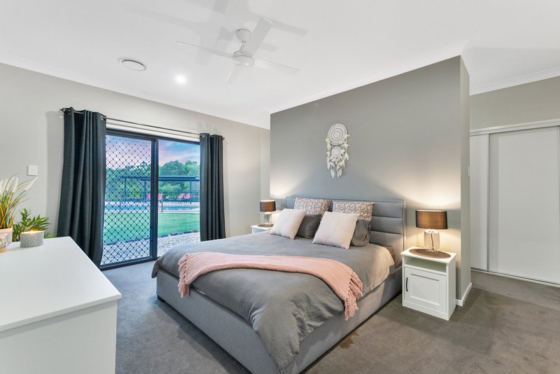 Photo - 33 Homestead Crescent, Kingsholme QLD 4208 - Image 6