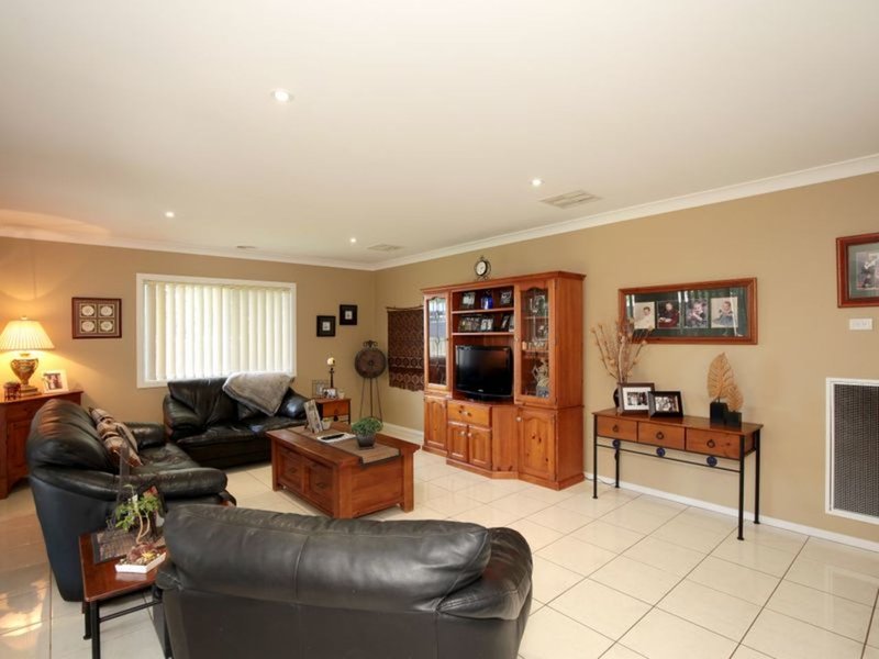 Photo - 33 Horsley Street, Kooringal NSW 2650 - Image 3