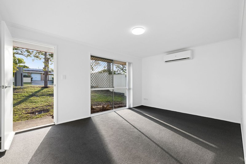 Photo - 33 Hughes Street, Browns Plains QLD 4118 - Image 4