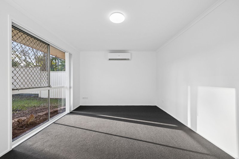 Photo - 33 Hughes Street, Browns Plains QLD 4118 - Image 5