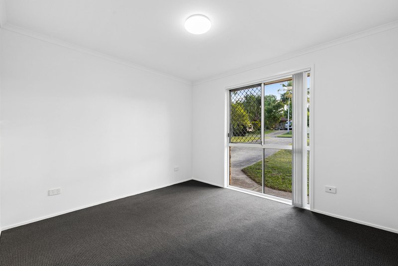 Photo - 33 Hughes Street, Browns Plains QLD 4118 - Image 11