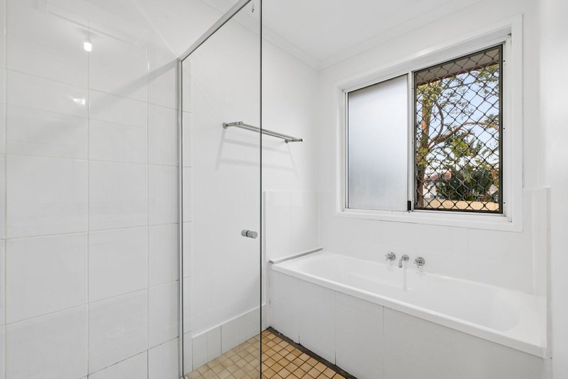Photo - 33 Hughes Street, Browns Plains QLD 4118 - Image 14