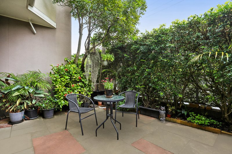 Photo - 3/3 Hutchinson Street, Annandale NSW 2038 - Image 2