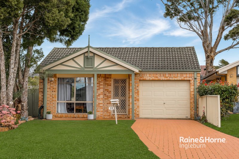 Photo - 33 Hyacinth Avenue, Macquarie Fields NSW 2564 - Image 1