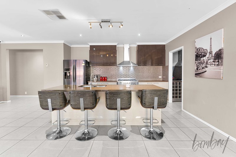 Photo - 33 Icarus Drive, Kalkallo VIC 3064 - Image 21