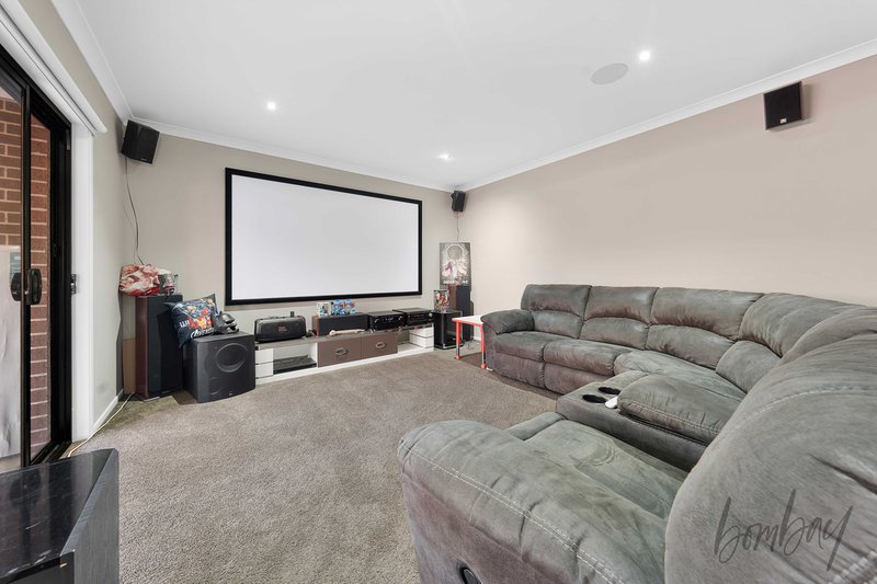 Photo - 33 Icarus Drive, Kalkallo VIC 3064 - Image 23