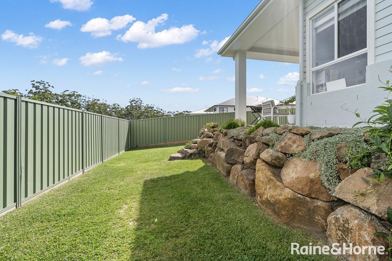 Photo - 33 Iluka Crescent, Narrawallee NSW 2539 - Image 16