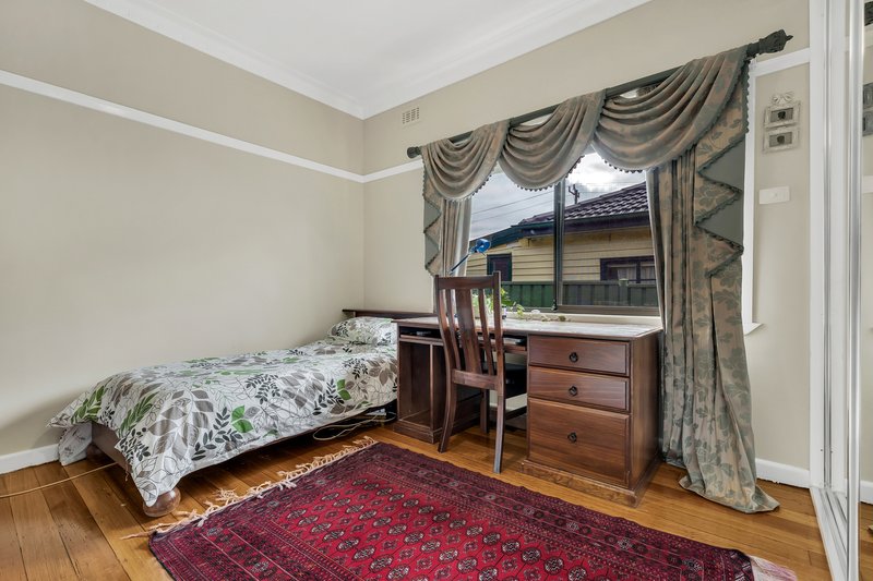 Photo - 33 Irene Avenue, Coburg North VIC 3058 - Image 9