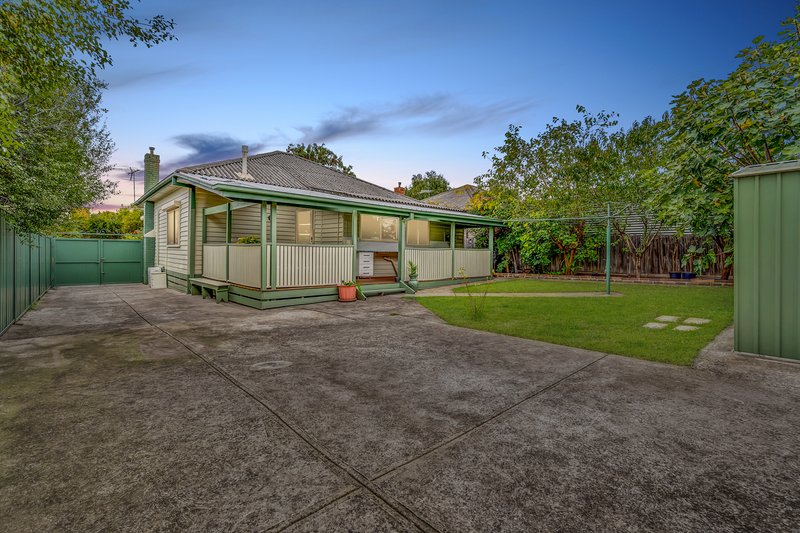 Photo - 33 Irene Avenue, Coburg North VIC 3058 - Image 14