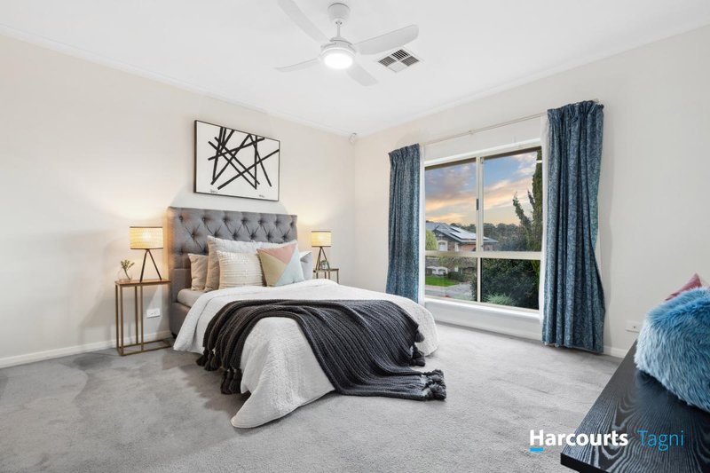 Photo - 33 Ironbark Avenue, Flagstaff Hill SA 5159 - Image 6