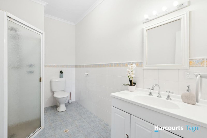 Photo - 33 Ironbark Avenue, Flagstaff Hill SA 5159 - Image 7