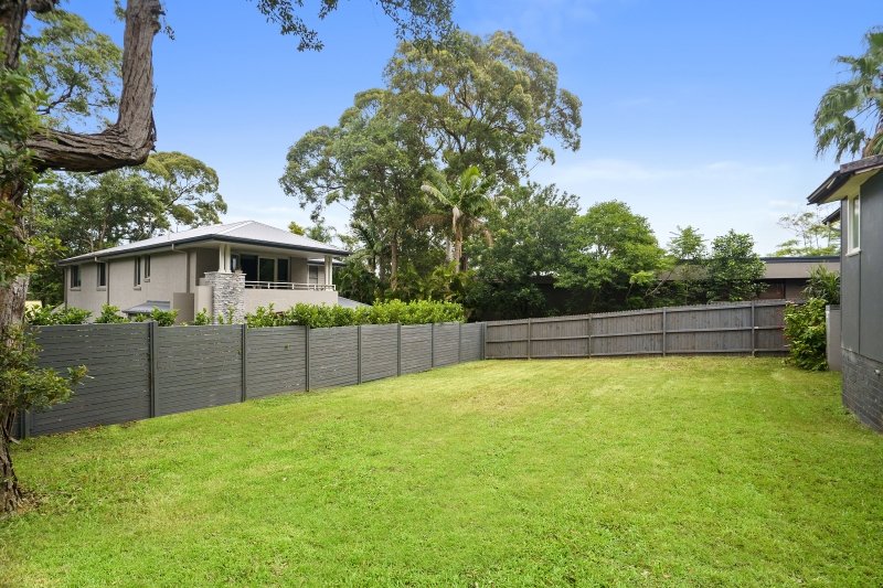 Photo - 33 Irrubel Rd , Newport NSW 2106 - Image 16