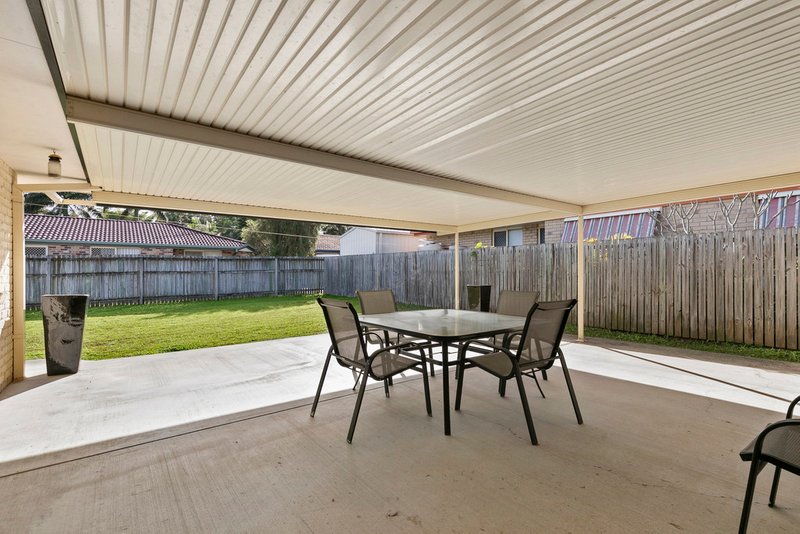 Photo - 33 Jacaranda Street, Wynnum West QLD 4178 - Image 3