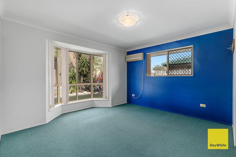 Photo - 33 Jacaranda Street, Wynnum West QLD 4178 - Image 11