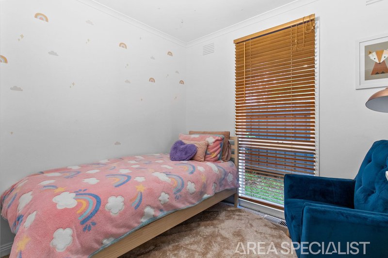 Photo - 33 Jackson Drive, Langwarrin VIC 3910 - Image 12