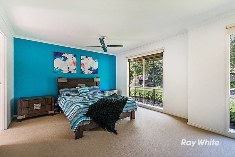 Photo - 33 Jagger Circuit, Cranbourne East VIC 3977 - Image 3