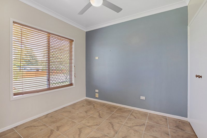 Photo - 33 Jarrah Street, Beaconsfield QLD 4740 - Image 13