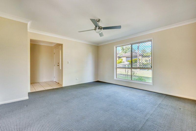 Photo - 33 Jubilee Avenue, Forest Lake QLD 4078 - Image 2